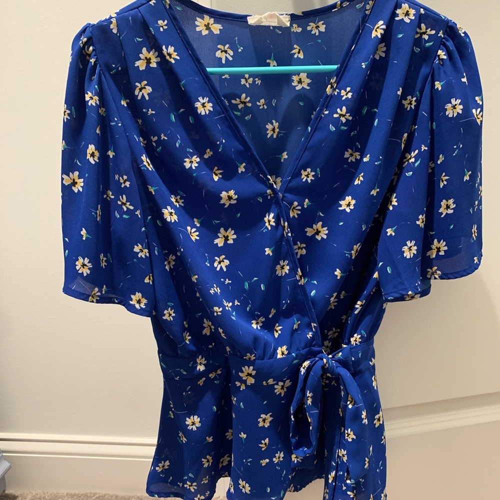 Floral wrap shirt